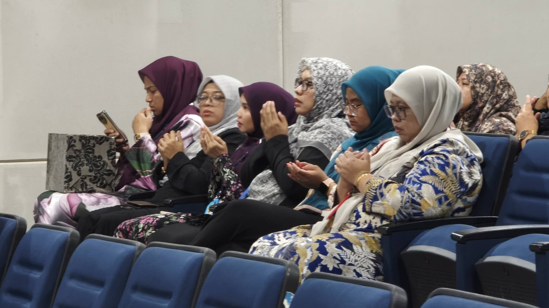MAJLIS BACAAN YASIN DAN TAHLIL SERTA DOA SELAMAT WARGA KERJA MDTM
