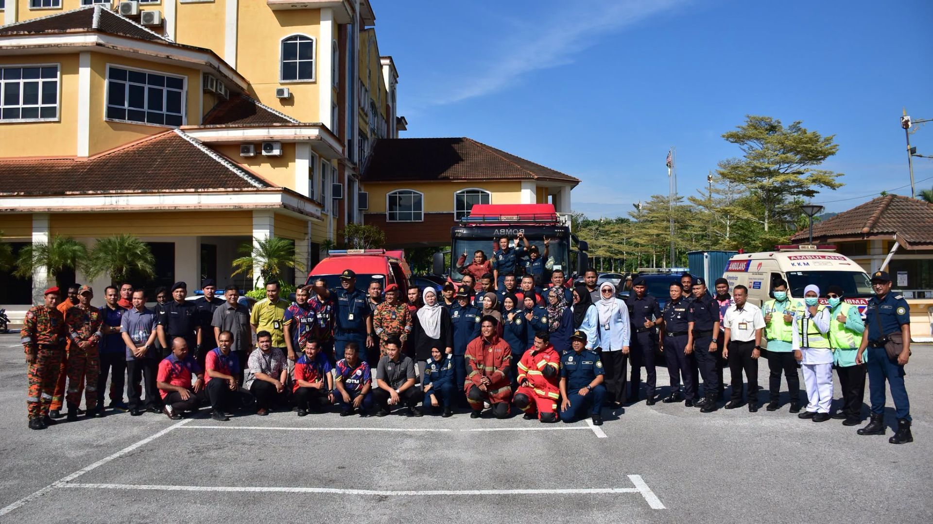 LATIHAN MOCK DRILL KEBAKARAN MDTM TINGKAT KESIAPSIAGAAN HADAPI KECEMASAN